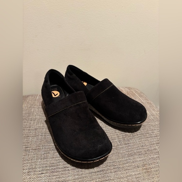 Born Bailie Black Loafers Size 7 Suede Leather Clogs Handcrafted